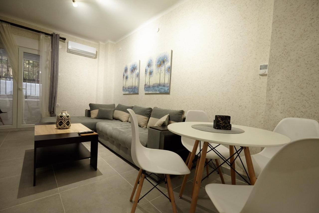 Stylish Kosher Oasis Near The Airport And Beach Apartment *
